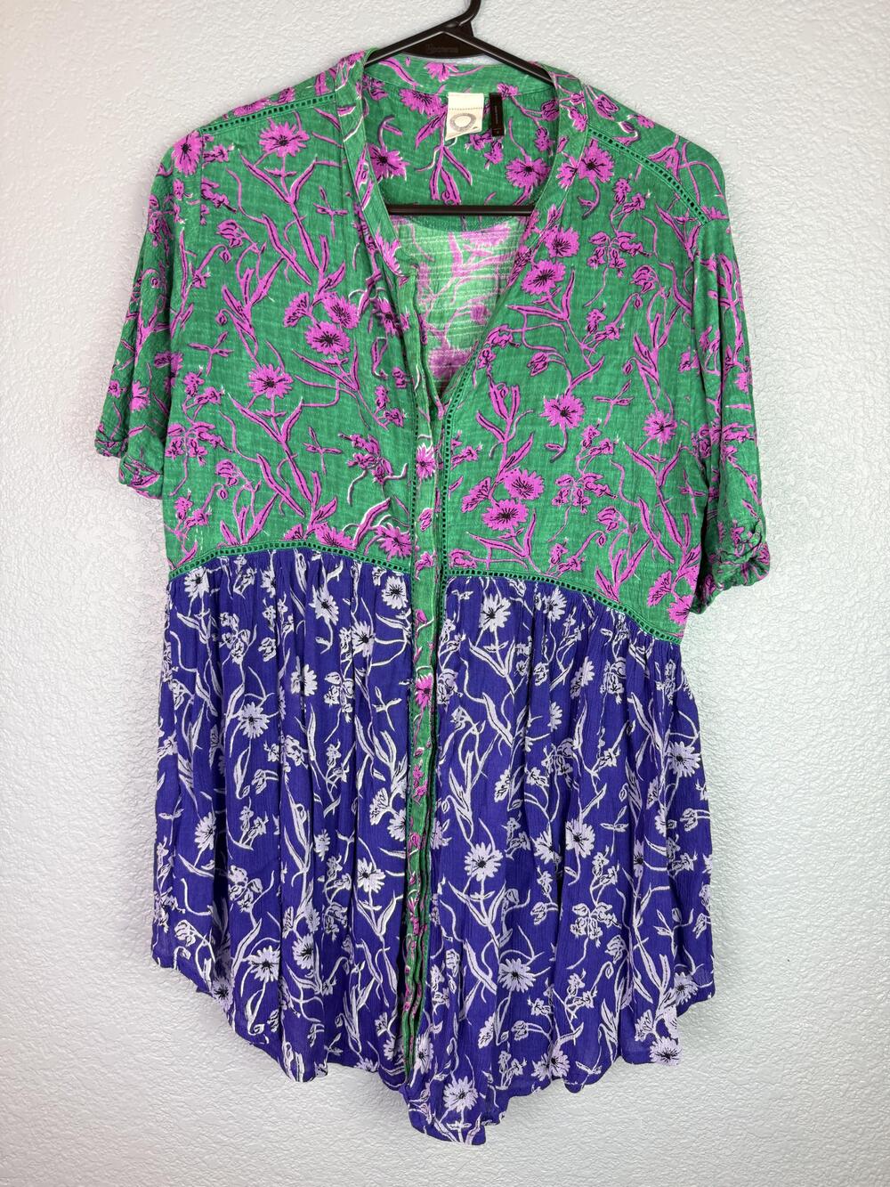 Anthropologie Akemi + Kin Blouse Womens Small Multicolor Floral Boho Tunic Top